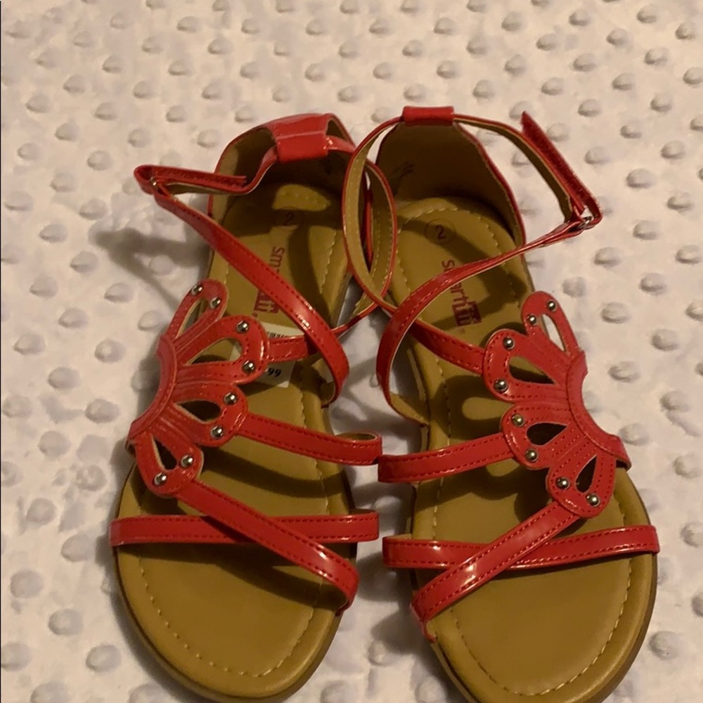 Smart fit sandals